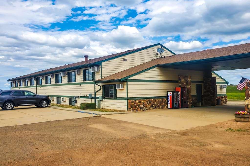 Rodeway Inn Gateway To Medora T-Roosevelt & Makoshika State Park Wibaux Exterior foto